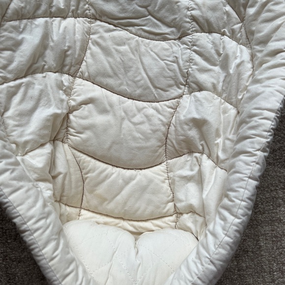 Ergobaby White Quilted Infant Insert - Picture 2 of 2